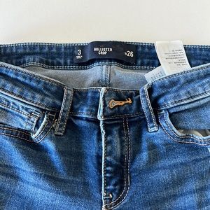Hollister crop jean